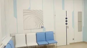 Разработка дизайну ресепшн и коридора в Медицинском центре