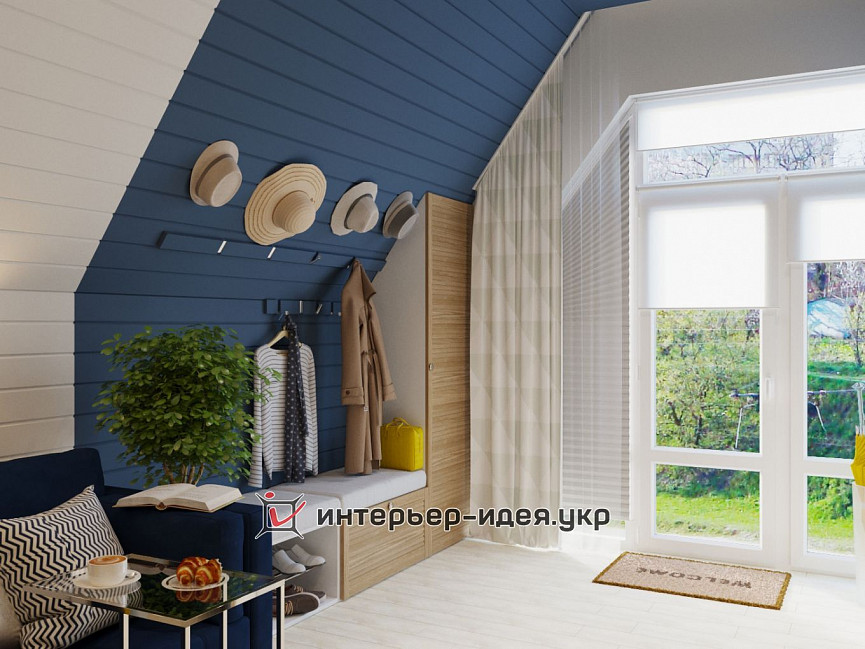 Дизайн гостевой комнаты в синем цвете с деревом